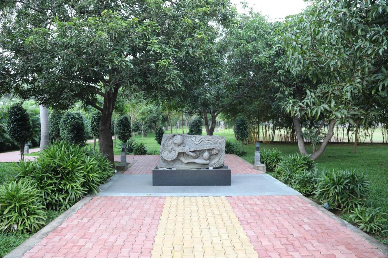 Celebrity Resort Chennai Tambaram ภายนอก รูปภาพ